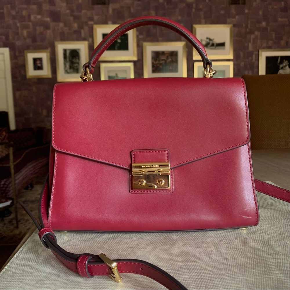 Michael Kors Envelope Crossbody Bag